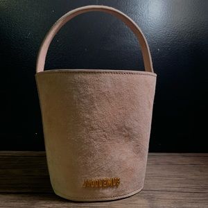 JACQUEMUS
2018 Le Sac Maracasau